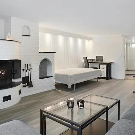 Apartman Spacious 3br In Peaceful Tranby, ,host Shared Lier