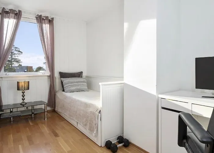 Appartement Spacious 3Br Home In Peaceful Tranby, Lier ,Host Shared