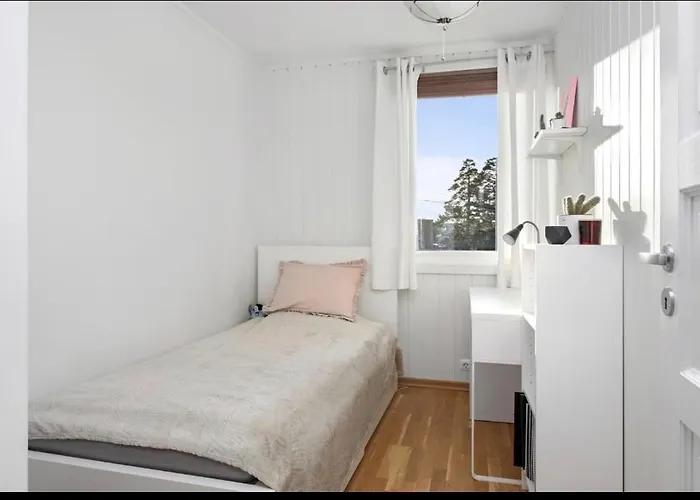 Spacious 3Br Home In Peaceful Tranby, Lier ,Host Shared Appartement