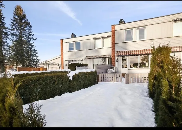 Spacious 3Br Home In Peaceful Tranby, Lier ,Host Shared Lier (Buskerud)